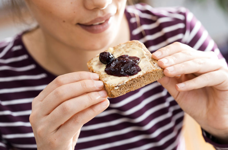 Zuccheri: attenzione a 10 cibi insospettabili