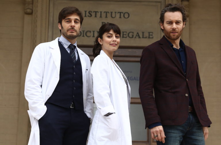 Alessandra Mastronardi - L'Allieva 2 Alessandra Mastronardi - L'Allieva 2