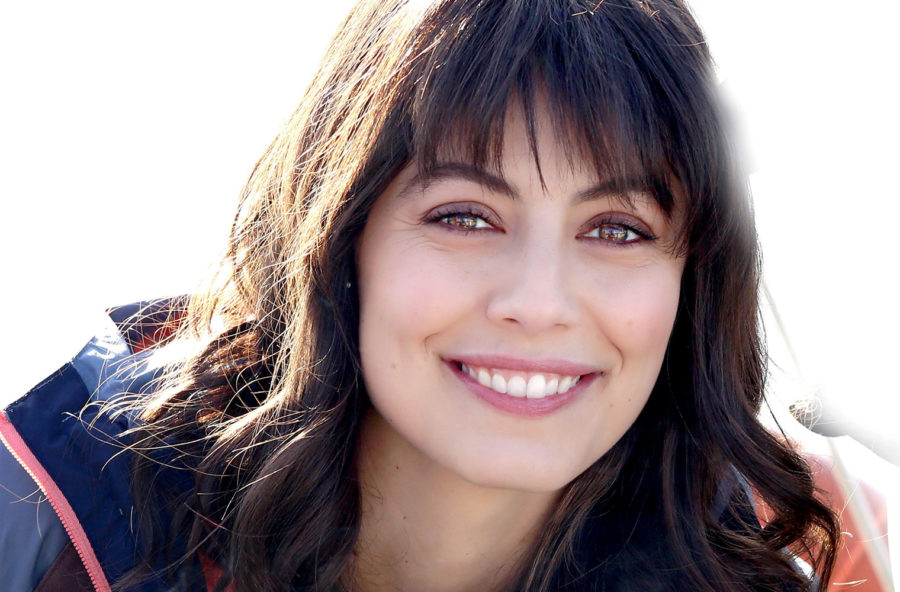 Alessandra Mastronardi: con lei l’appuntamento è doppio