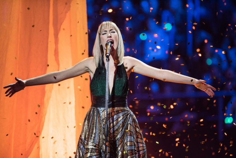 8^puntataXF12&copy;julehering090