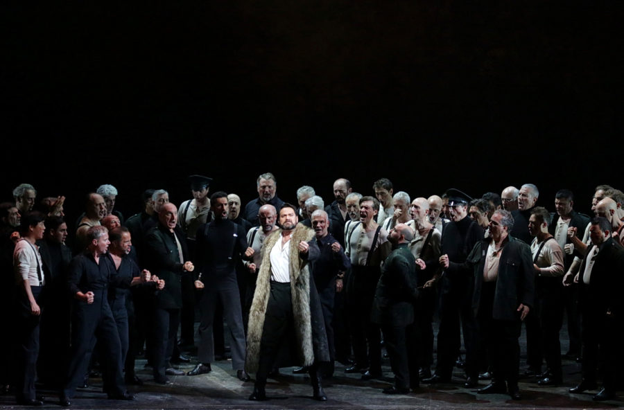 Prima della Scala “diffusa”: Attila conquista tutta Milano