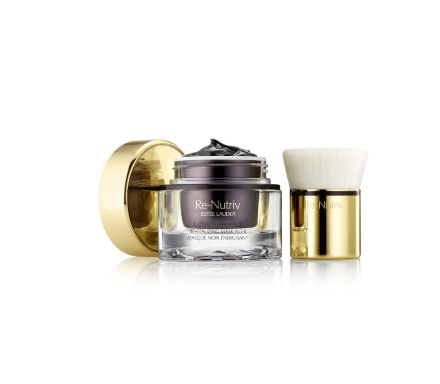 Re Nutriv Ultimate Diamond Mask Noir_Mask + Brush Product Shot_Global_Expiry November 2017 Re Nutriv Ultimate Diamond Mask Noir_Mask + Brush Product Shot_Global_Expiry November 2017