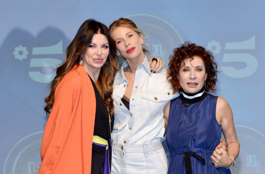 Isola dei famosi 2019, un’edizione in rosa Isola dei famosi 2019, un’edizione in rosa