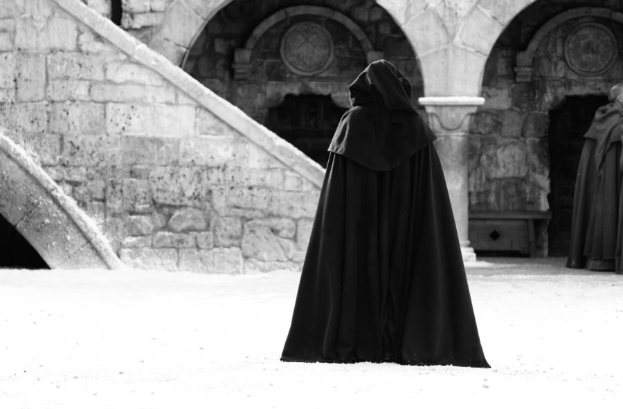 Il nome della rosa, la serie evento è pronta a conquistare la tv Il nome della rosa, la serie evento è pronta a conquistare la tv