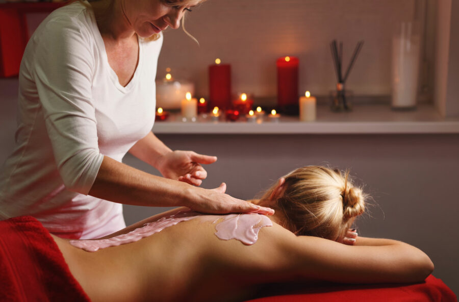 Mousse al vino per un massaggio total body antietà