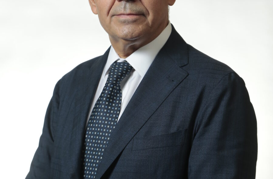 Professor Livio Luzi
