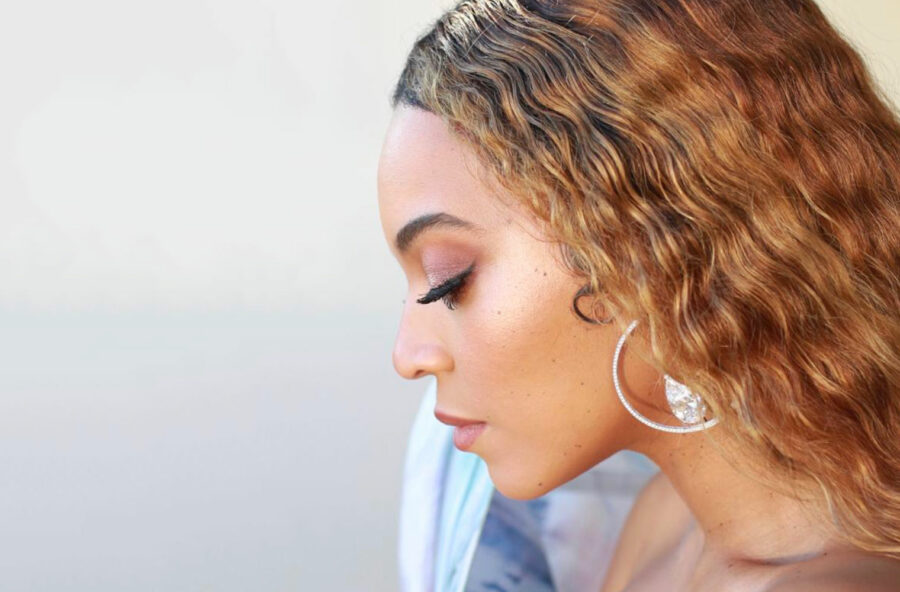 Ciglia, per la primavera sono XXL