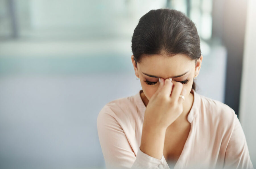 Cefalea e sindrome premestruale: con gli oligoelementi agisci sugli ormoni Cefalea e sindrome premestruale: con gli oligoelementi agisci sugli ormoni