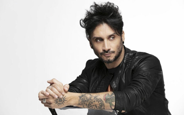 ok-FABRIZIO-MORO-NEW0937-copia_Luisa-Carcavale_b ok-FABRIZIO-MORO-NEW0937-copia_Luisa-Carcavale_b