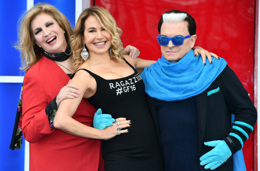 Grande Fratello 16: un esordio da vip (ma gli ascolti zoppicano) Grande Fratello 16: un esordio da vip (ma gli ascolti zoppicano)