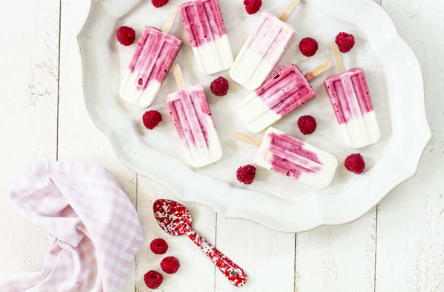 Ghiaccioli ai lamponi e yogurt