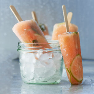 Ghiaccioli alla papaya con lime e menta