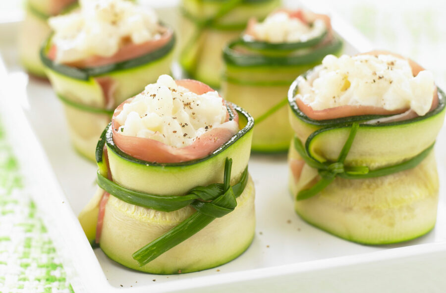 Involtini di zucchine, crudo e riso