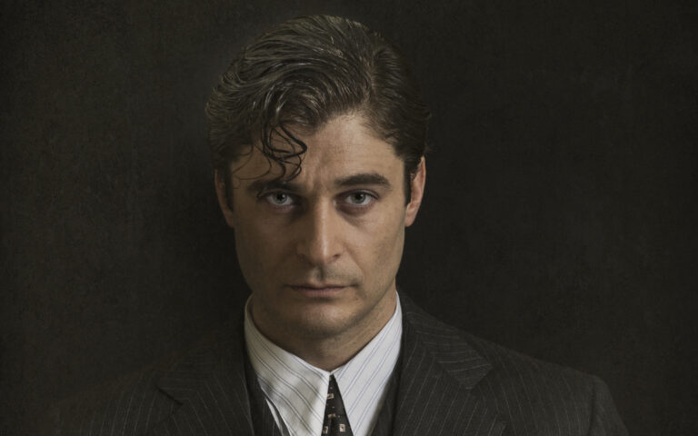 Lino Guanciale Commissario Ricciardi