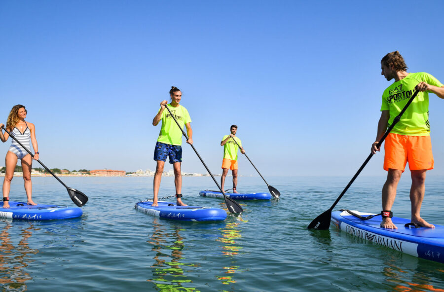 Vacanze al mare: surf o stand up paddle? Vieni a provare gli sport sulla tavola