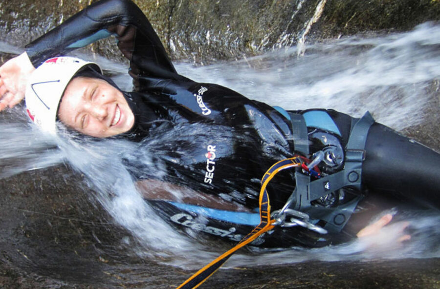 Sport acquatici sui torrenti, divertenti e adrenalinici