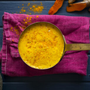 Vellutata di carote e curcuma fresca