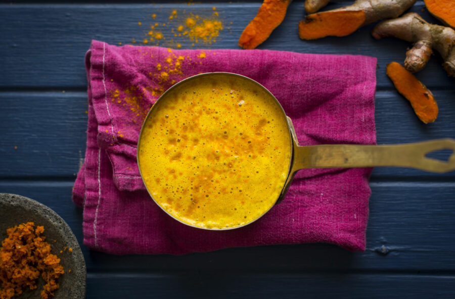 Vellutata di carote e curcuma fresca