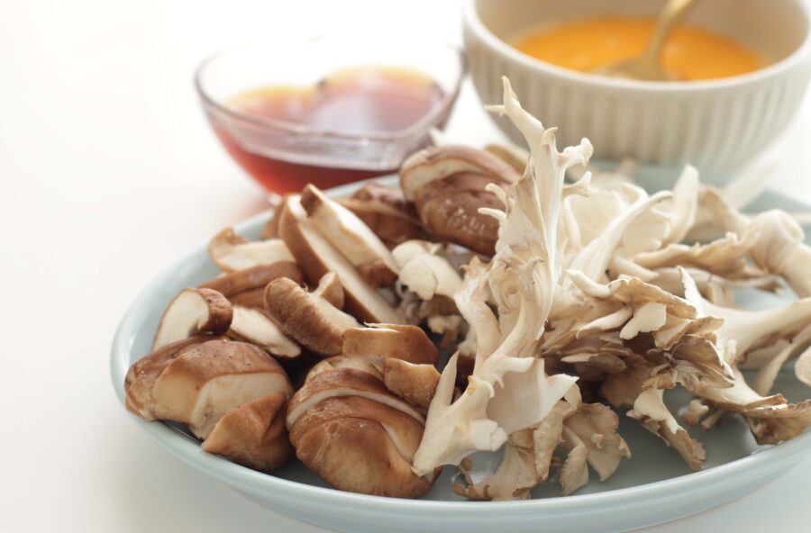 Dimagrire con il maitake, il fungo che agisce sulla tiroide. E sul metabolismo