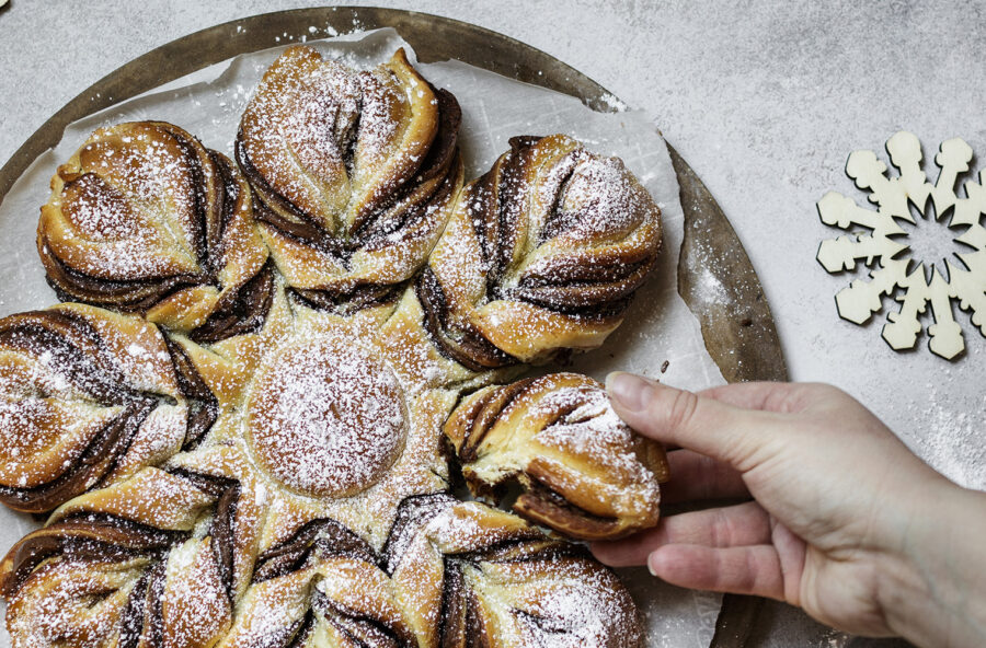 Stella di Natale alla crema di nocciola