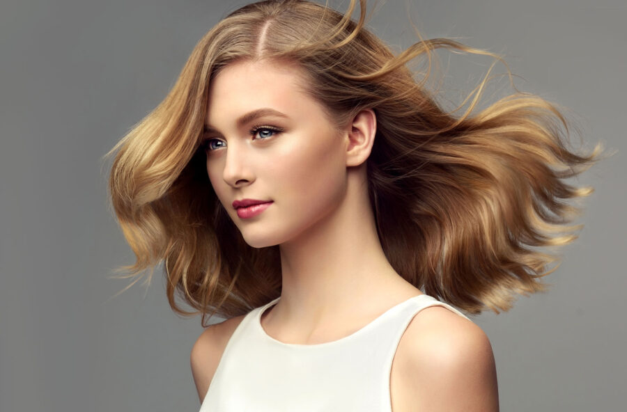 Capelli: luminosi e forti per le feste