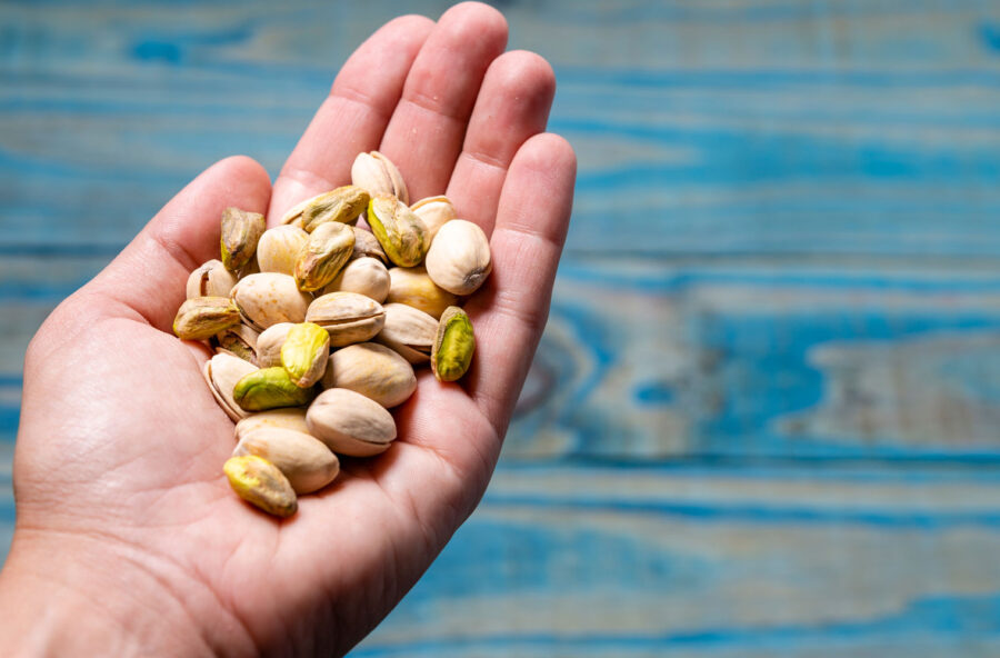 Pistacchi: se li mangi dormi meglio