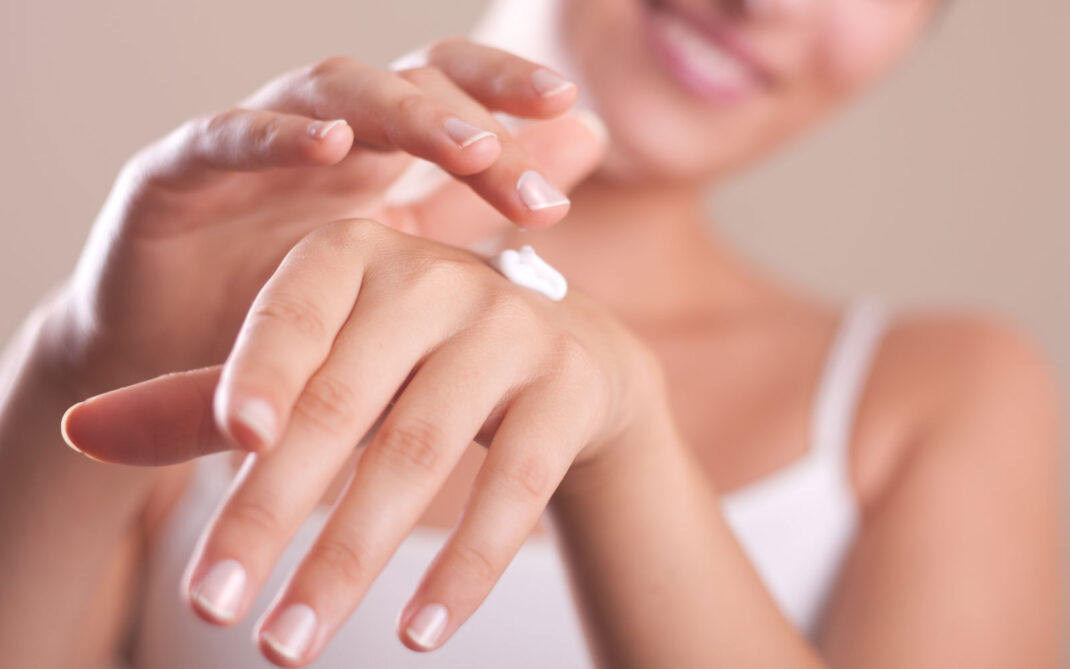 mani protette mani protette