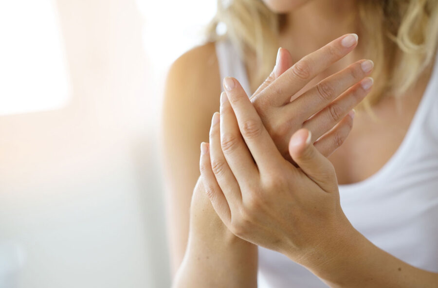 Mani: proteggile dal freddo con gli impacchi fai-da-te