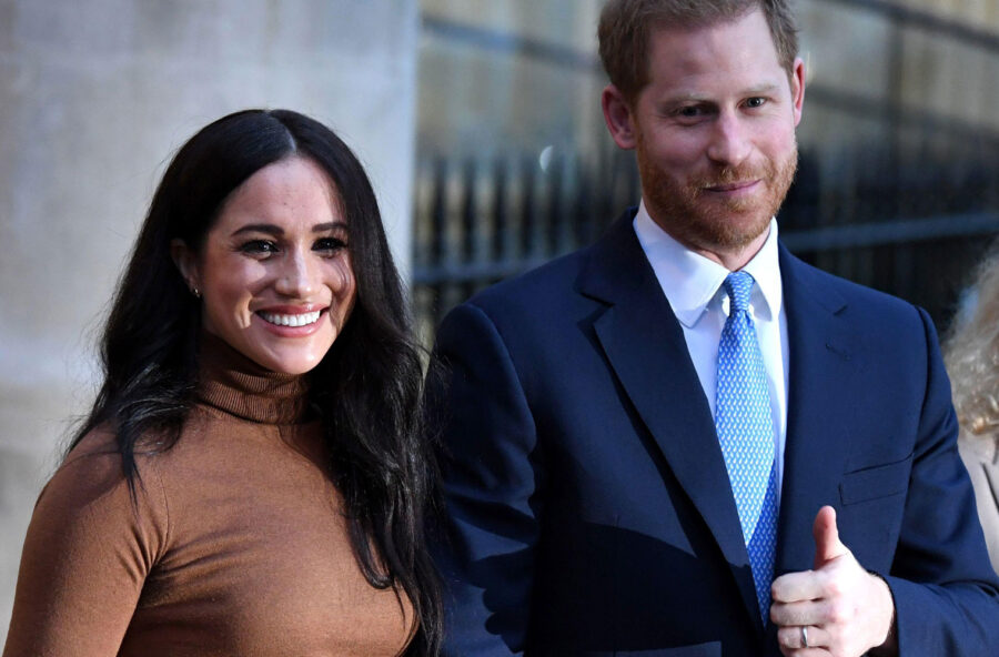 Meghan e Harry salutano la Royal Family Inglese