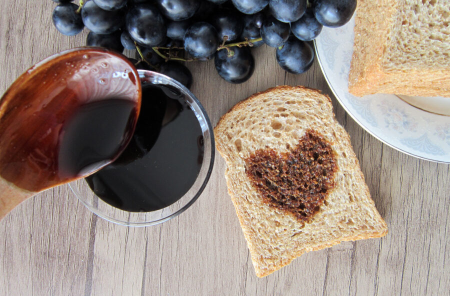 Melassa, la sorella buona dello zucchero