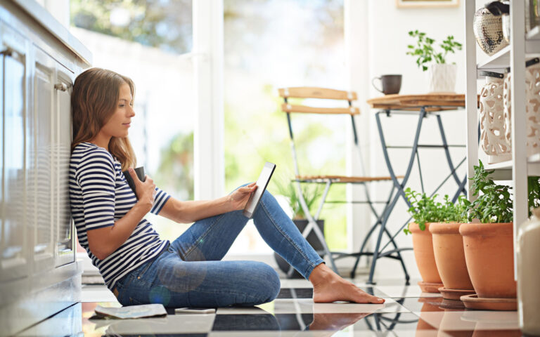 Shot of a young woman sitting on the kitchen floor using a digital tabelthttp://195.154.178.81/DATA/i_collage/pi/shoots/804824.jpg Shot of a young woman sitting on the kitchen floor using a digital tabelthttp://195.154.178.81/DATA/i_collage/pi/shoots/804824.jpg