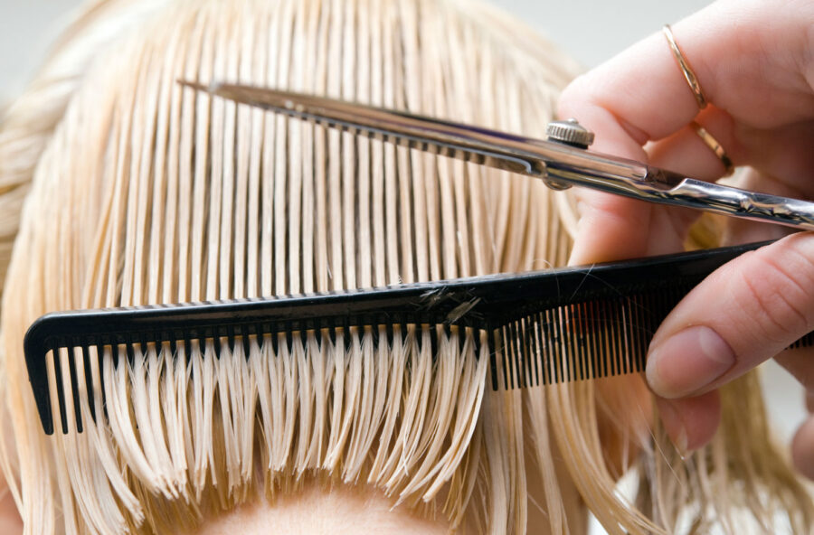 Haircare. Dal parrucchiere finalmente!