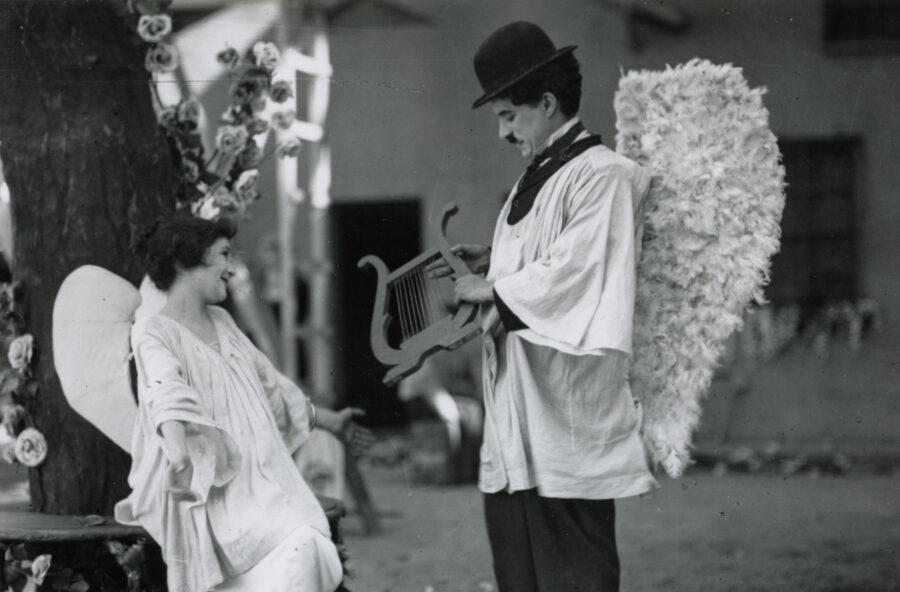 Cinema: sale virtuali in attesa di tornare in quelle reali