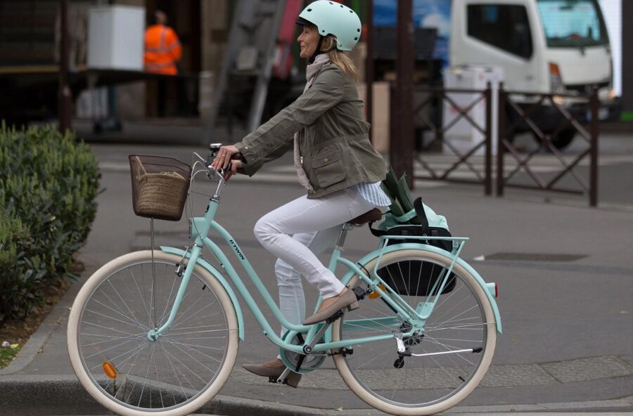 City bike, ecco gli accessori da avere sempre con s&eacute;