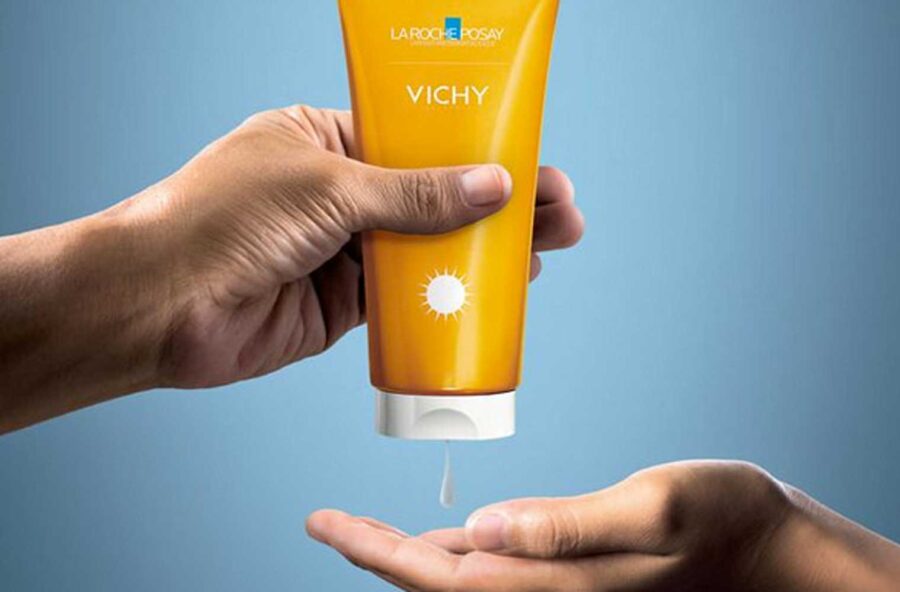 Solare sospeso: doppia protezione per le donne