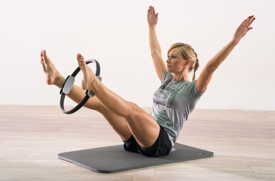 Pancia piatta con il magic circle