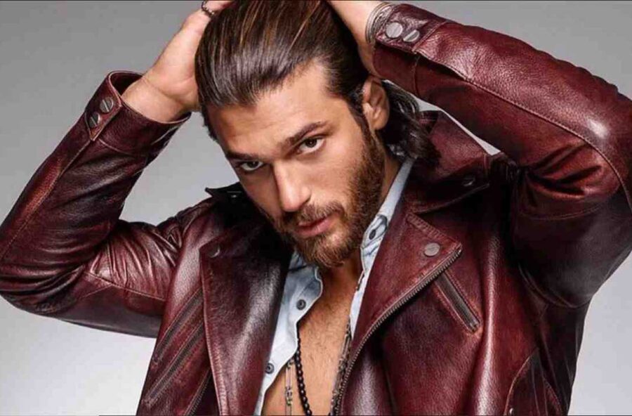 Can Yaman è il sex symbol dell’estate