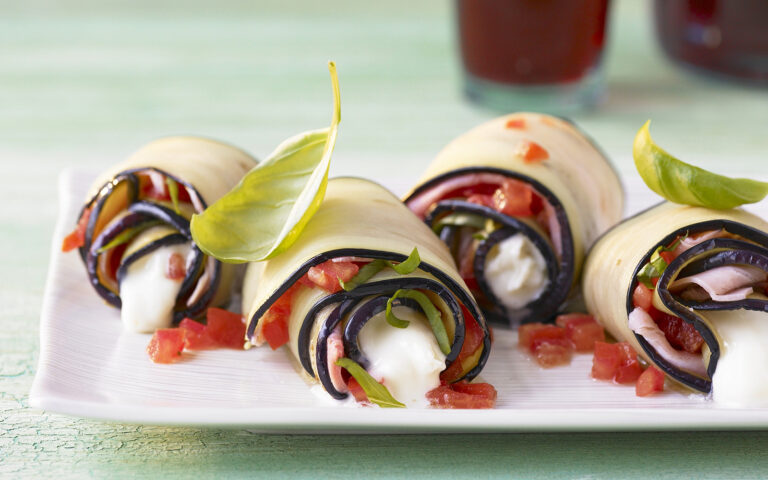 involtini melanzane cotto mozzarella e pomodoro