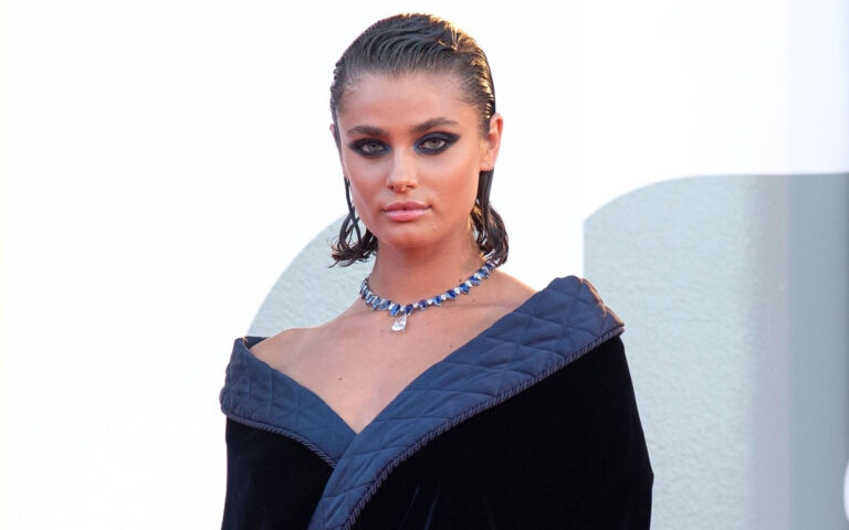 Venezia 77 -Taylor Hill