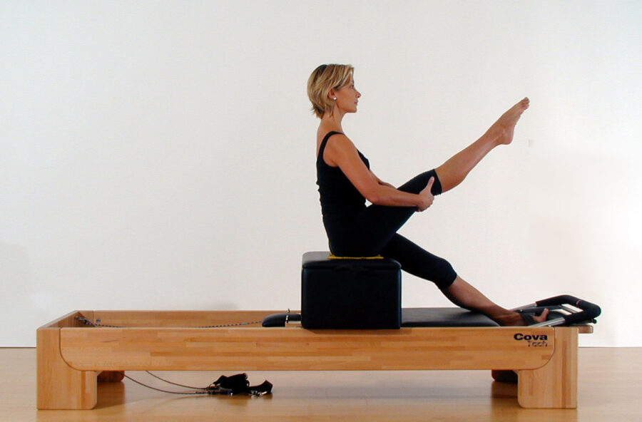 Pilates: workout per cosce snelle e toniche. Sul Reformer e a corpo libero