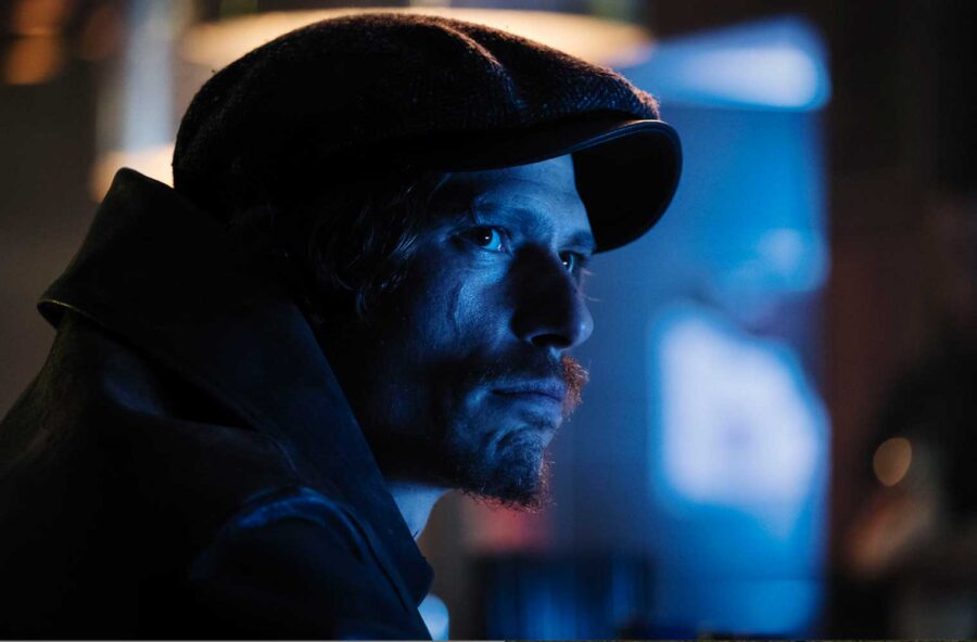 L’Alligatore diventa una serie tv. E ha la faccia intensa di Matteo Martari