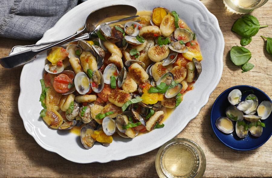 Gnocchi con vongole e pomodorini