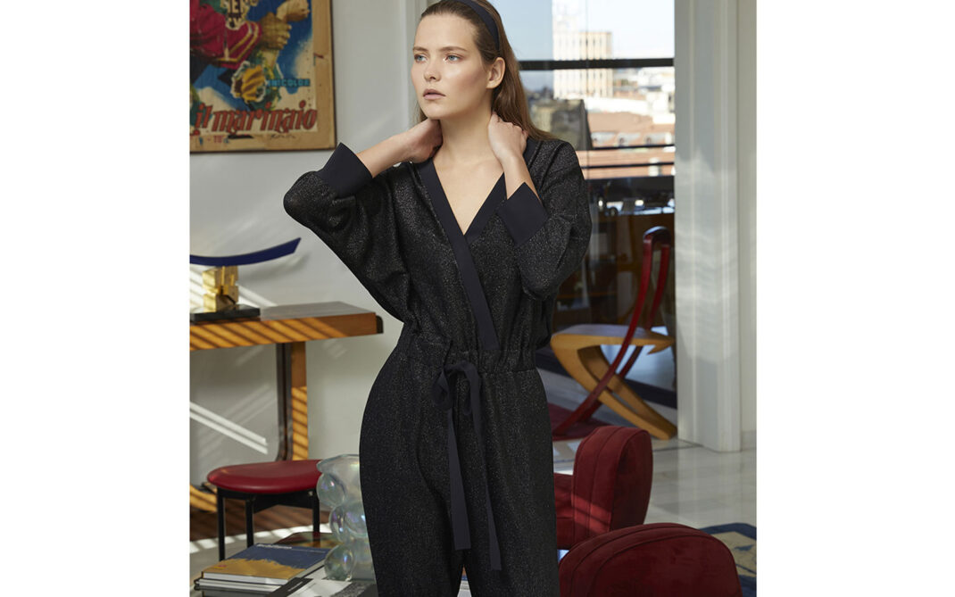 LEISURE-CHIARA-BONI_Tuta_Hildur_Glitter