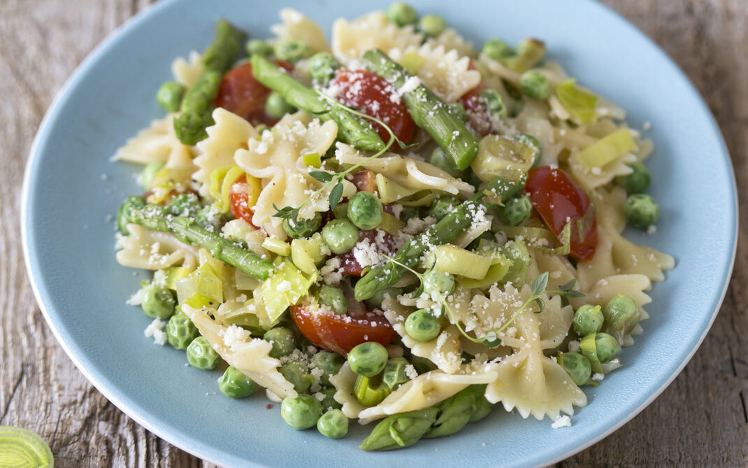 farfalle con primizie farfalle con primizie