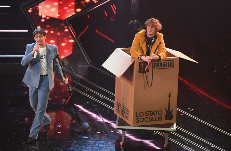 Sanremo 2021: le pagelle della seconda serata. I nostri voti a cantanti e conduttori