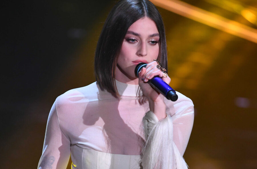 Sanremo 2021: Gaia Gozzi e la sua bellezza autentica