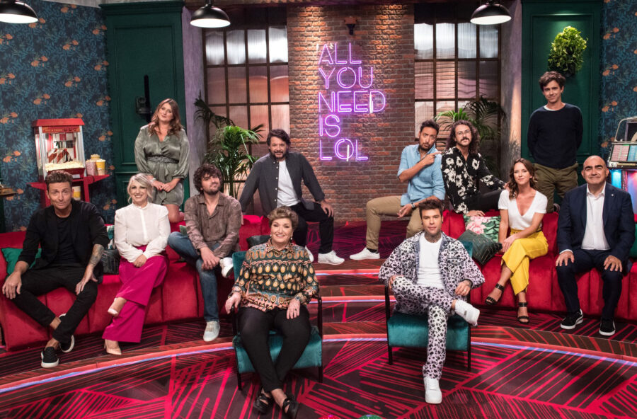 LOL: Chi ride è fuori. Vieni a scoprire il nuovo comedy show condotto da Mara Maionchi e Fedez