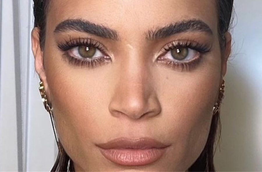 Ciglia: extension e laminazione, cosa ne pensa il dermatologo