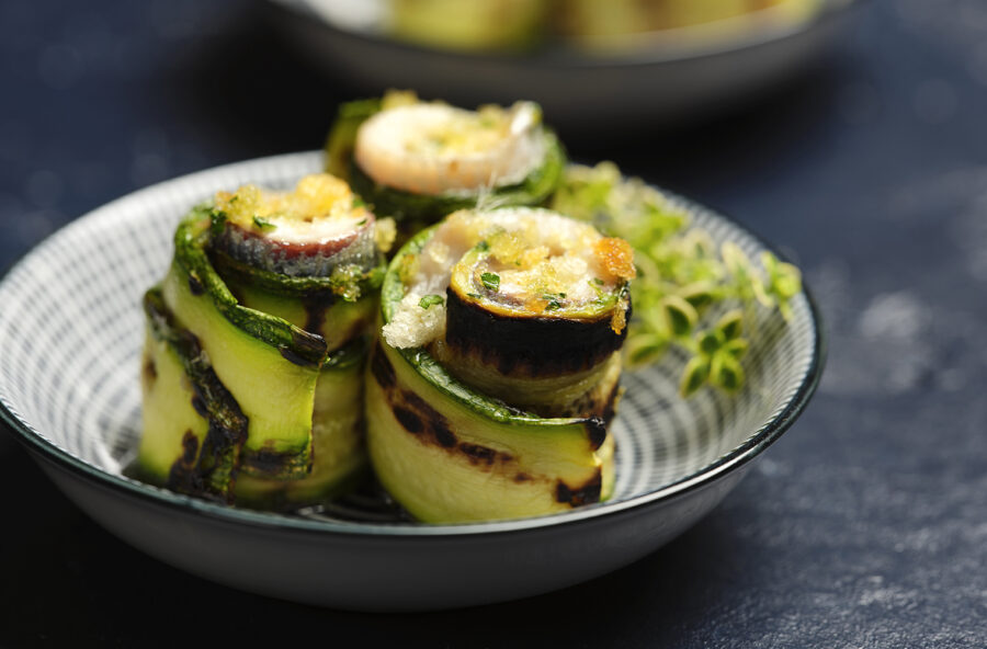 Involtini di zucchine e alici alla griglia