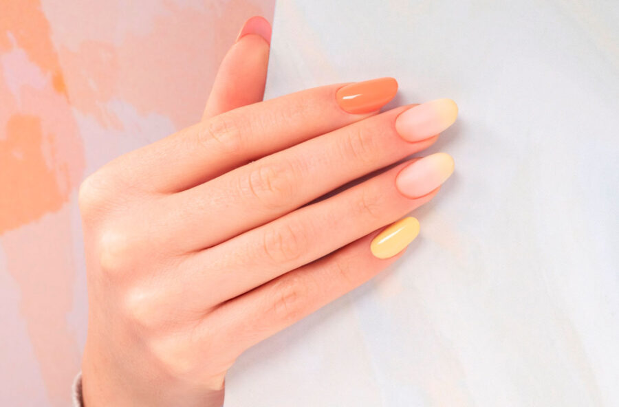 Nail art: primavera sulle unghie, vince l’effetto sfumato